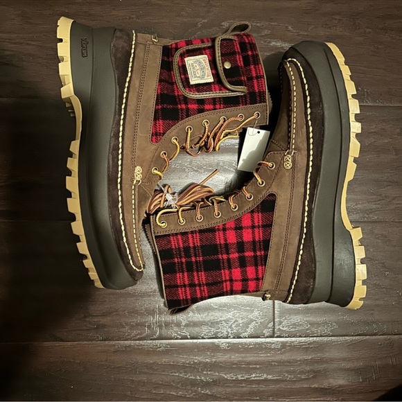 🥷🏿🥷🏿🥷🏿Polo Ralph Lauren Polo Country leather and Buffalo plaid boots.Brand new! - Picture 2 of 6